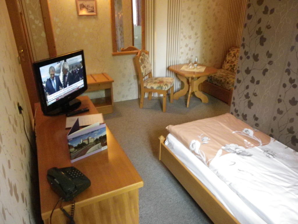 Hotel Wenzels Hof Zwethau Room photo